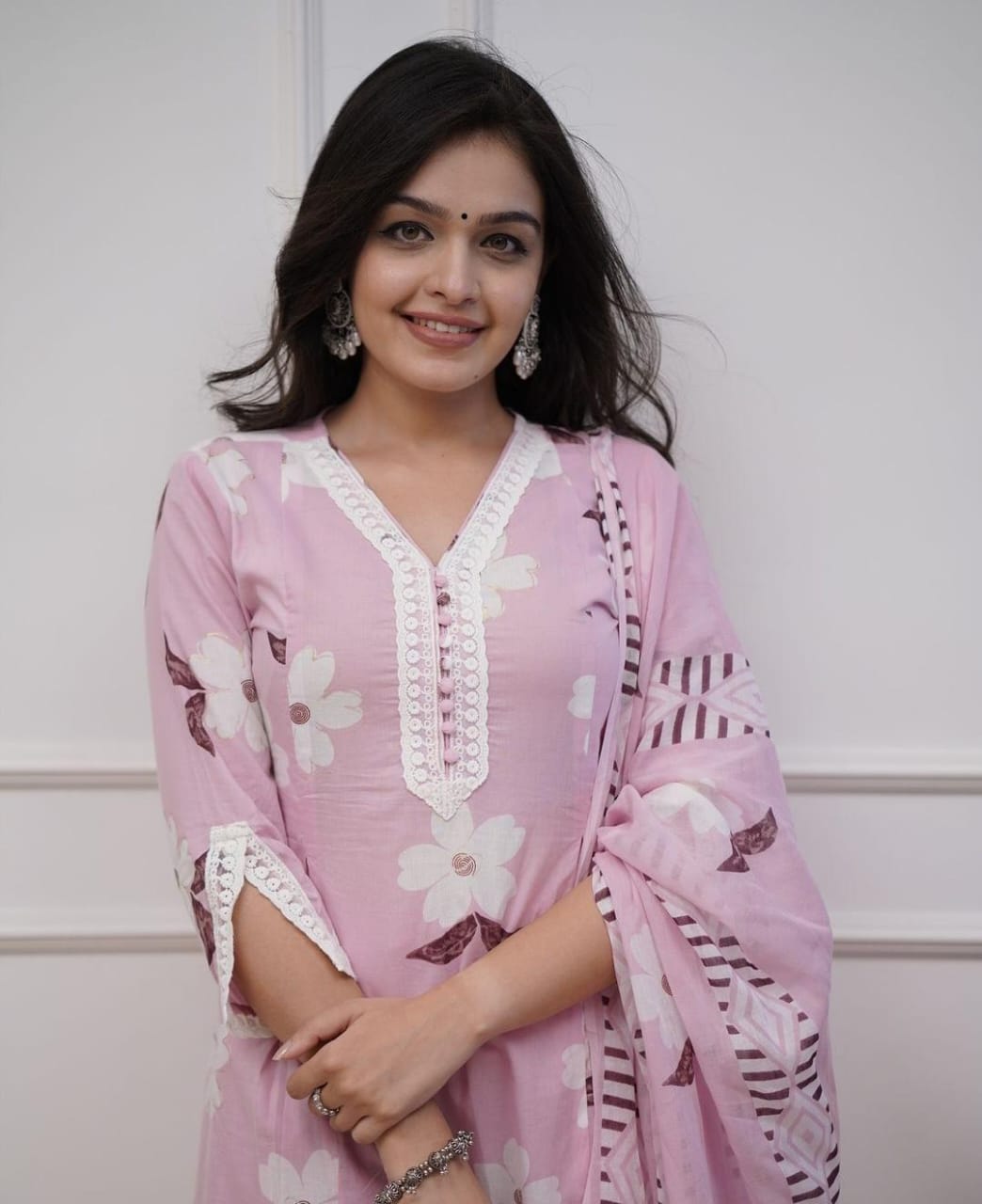 Beautiful Embroidery Pink Cotton Floral Printed Dupatta Set