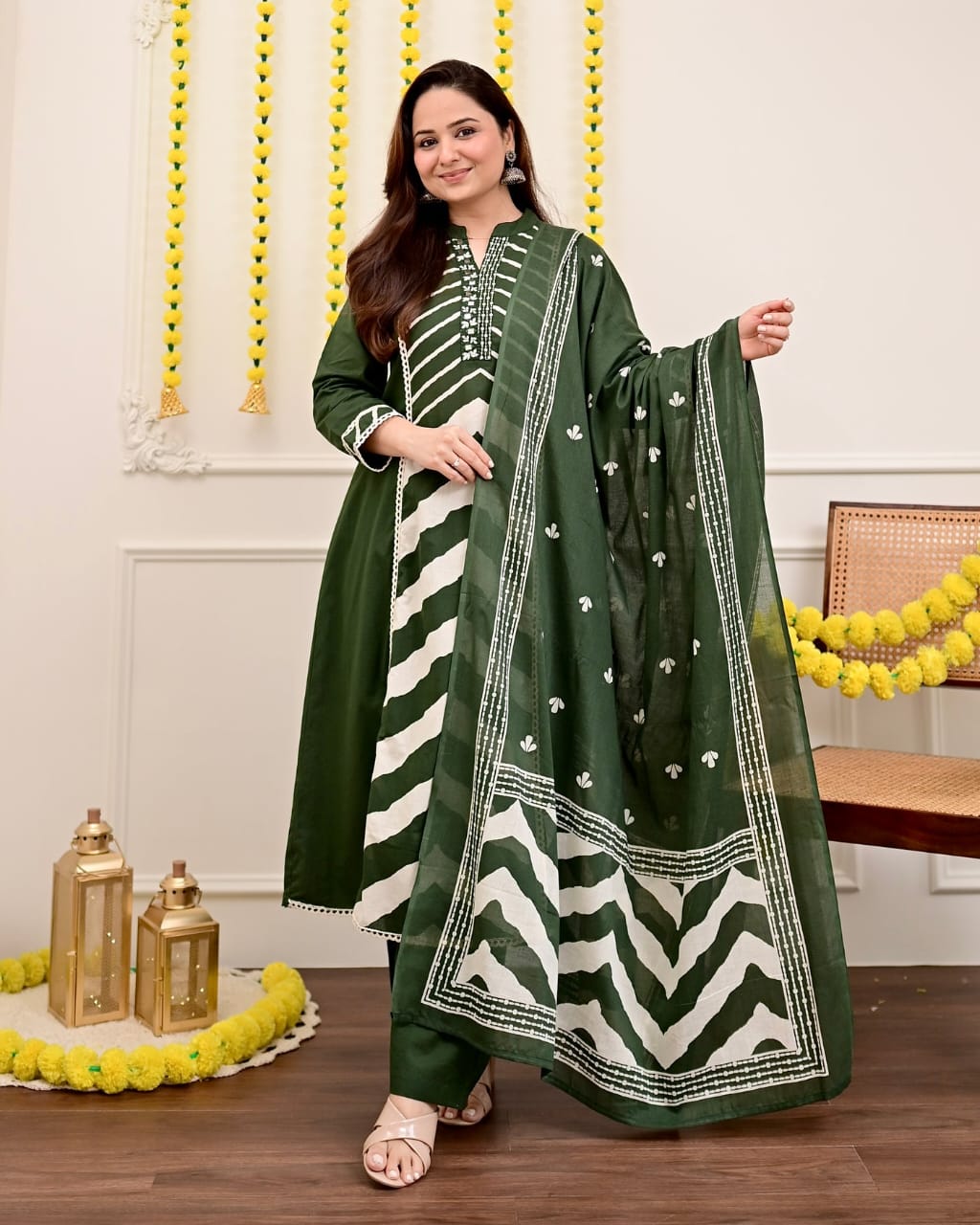 Cotton Print Hand Work Straight Green Dupatta Set