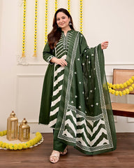 Cotton Print Hand Work Straight Green Dupatta Set